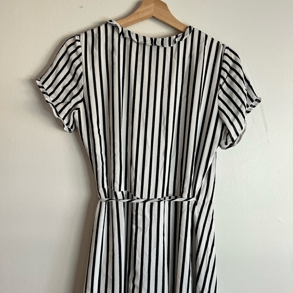 Bardot Black & White Striped Wrap Maxi Dress - Size US 6 - Picture 6 of 15